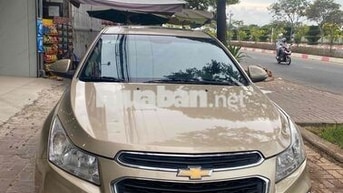 Chevrolet Cruze Vàng cát
