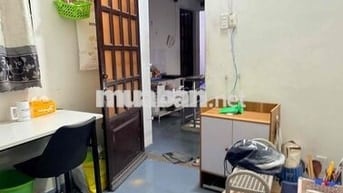 Phòng trọ nữ Cách Mạng Tháng 8, Quận 10 - có camera an ninh