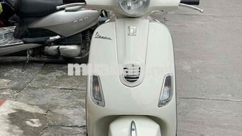 Piaggio Vespa 3vie 2015 tiết kiệm xăng, chạy êm