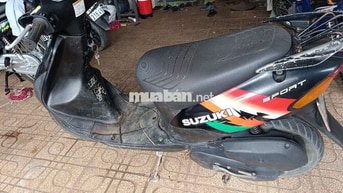 Suzuki Sport màu Đen