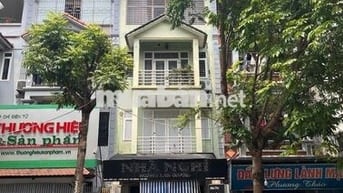 CHO THUÊ LIỀN KỀ FULL ĐỒ CAO CẤP 05 TẦNG, 7PN, 7WC tại KĐT XA LA 100m2