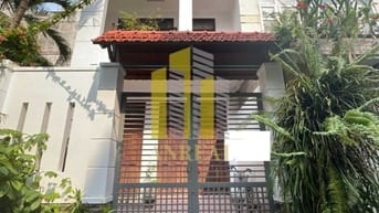 NHÀ KHU THẢO ĐIỀN 2 LẦU 2 PHÒNG GIÁ 23 TRIỆU