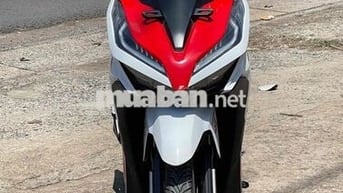 Honda Vario 150 Trắng đỏ Đã qua sử dụng