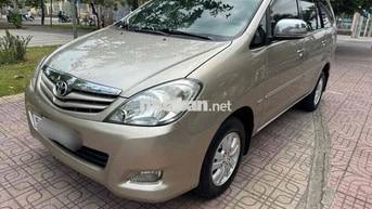 Toyota Innova 2010 G
