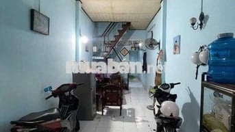 Cho thuê nhà nguyên căn gần chợ gv 3,2x17m 3pn 1wc . 1 lầu giá 6,5tr