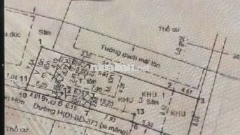 mặt tiền đường nhựa 8x30m, ngay ngã tư Bà Điểm TPHCM