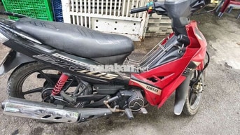 Yamaha Sirius Đỏ đen