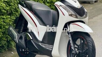 Honda SH125 CBS Form Ý Trắng 2015