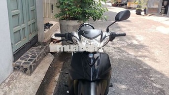 xe Sirius 50cc đời 2023 màu đen bánh tâm,đùm