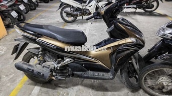 Honda Air Blade 2012 Đen vàng