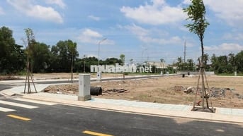 Cần bán một lô đất nền . Kế KCN Tân Bình - Ngã tư Cổng Xanh