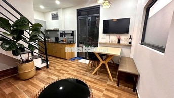 CHO THUÊ CĂN HỘ 1 TRỆT 1 LẦU FULL NỘI THẤT VIEW ĐỒI THÔNG Đ. NGÔ QUYỀN