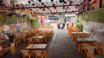 🔥 MẶT BẰNG QUẬN 4 – NGAY PHỐ ẨM THỰC VĨNH KHÁNH – CHỈ XÁCH ĐỒ VÀO BÁN