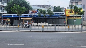 🛑CHO THUÊ MẶT BẰNG GÓC 2MT DƯƠNG QUÃNG HÀM🛑25x12m GÓC CÓ VĨA HÈ RỘNG