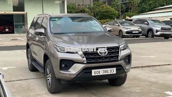 Toyota Fortuner 2.4AT 2022 Đồng