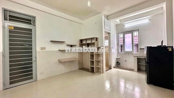 STUDIO CỬA SỔ TRỜI SẴN MÁY LẠNH GẦN BẾN XE Q8