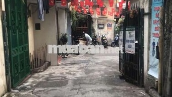 Chính chủ Bán căn hộ tầng 1 khu tập thể 2 Tầng 35m2