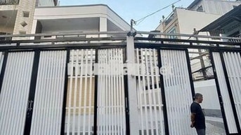 Cho Thuê Nhà Đường Âu Cơ, Tân Bình ( 11x20m - Nhà Rộng KD Thoải Mái )