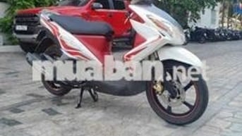 Yamaha Luvias Trắng đỏ