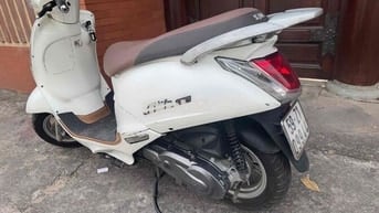 SYM Attila Fi màu Trắng
