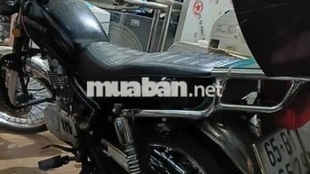 Suzuki GN 125 màu Đen