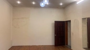 Cho thuê nhà mặt phố Đào Duy Từ, 50m2 x 4 Tầng