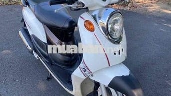Yamaha Classico Trắng Tự động