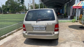 Kia Carnival 2009 Bạc 200000