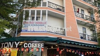 Cho thuê căn góc 2 mặt hẻm Đặng Thùy Trâm, Trệt 2L ST. DT: 5x15m. 