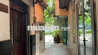 Cho thuê Nhà nhỏ nguyên căn Hoàng Sa, Quận 3(Đối diện Co.op Trường Sa)