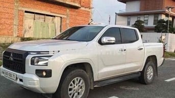 Mitsubishi Triton GLX 2024 Trắng
