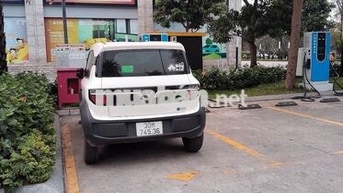 VinFast VF3  siêu lướt sạc không giới hạn km