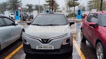VinFast VF5 2025 Xám sạc không giới hạn km