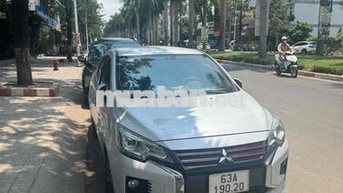 Mitsubishi Attrage 2021 CVT Premium Trắng