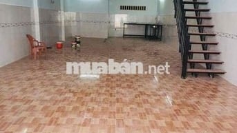 NHÀ VỪA Ở, LÀM KHO ( NGAY CHỢ CẦU ĐỒNG. NGÃ TƯ GA )