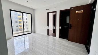 Chính Chủ cho thuê Tháp Emerald - 2PN2WC - View hồ bơi giá chỉ 6 triệu