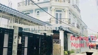 NHÀ CUỐI ĐƯỜNG THỐNG NHẤT. TRỆT LỬNG 2 LẦU 3PN 5WC. HẺM 7M