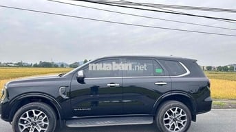 Ford Everest Titanium 4x4 2024 Đen