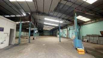 CHO THUÊ NHÀ XƯỞNG MT QUỐC LỘ 1A GẦN CHỢ BÌNH CHÁNH
