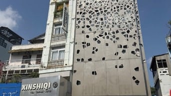 Cho thuê căn gốc mặt tiền Toà Nhà 78-80 Trần Nhân Tôn P. Vườn Lài