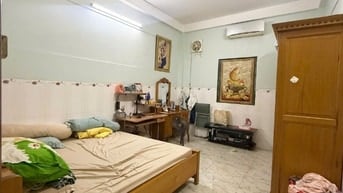 HÀN HẢI NGUYÊN QUẬN 11 GIÁP Q5 Q10 - DT 50M2, CÁCH 1 CĂN RA Ô TÔ ĐỖ.