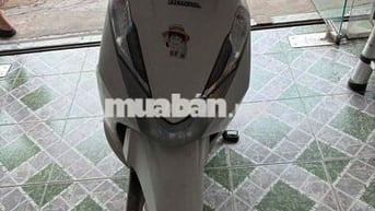 Honda Lead Trắng