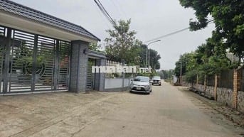 Cần Bán Gấp Đất Ngay Trung Tâm Hoà Lạc Giá 3 Tỷ 100m Full Thổ
