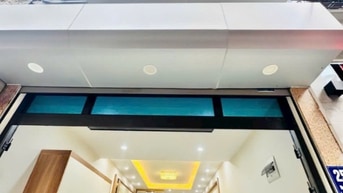 Bán 7 tầng TM tại Lạc Long Quân Tây Hồ giá đẹp