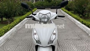 Honda Vision 2017 Trắng