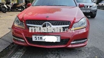 Mercedes-Benz C250 Đỏ