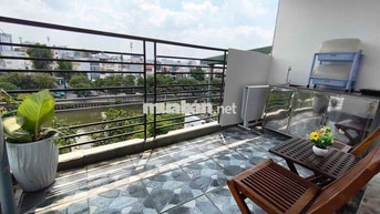 CHO THUÊ STUDIO BAN CÔNG TÁCH BẾP MỚI FULL VIEW BỜ KÈ HOÀNG SA-Q1