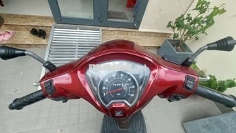 Honda Vision màu Đỏ