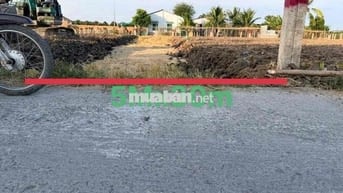 Đất thổ cư Đức Tân, Tân Trụ , ngay trục QL50B nhựa vào30m giá đầu tư