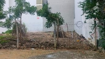 Bán nền đất thổ cư ngày chợ Bình Chánh giá 38 Triệu/1m2